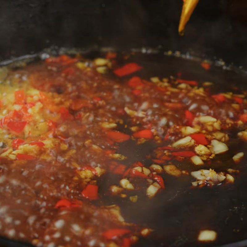 Bước 3 Làm nước sốt xì dầu thơm lừng Cá tầm hấp xì dầu