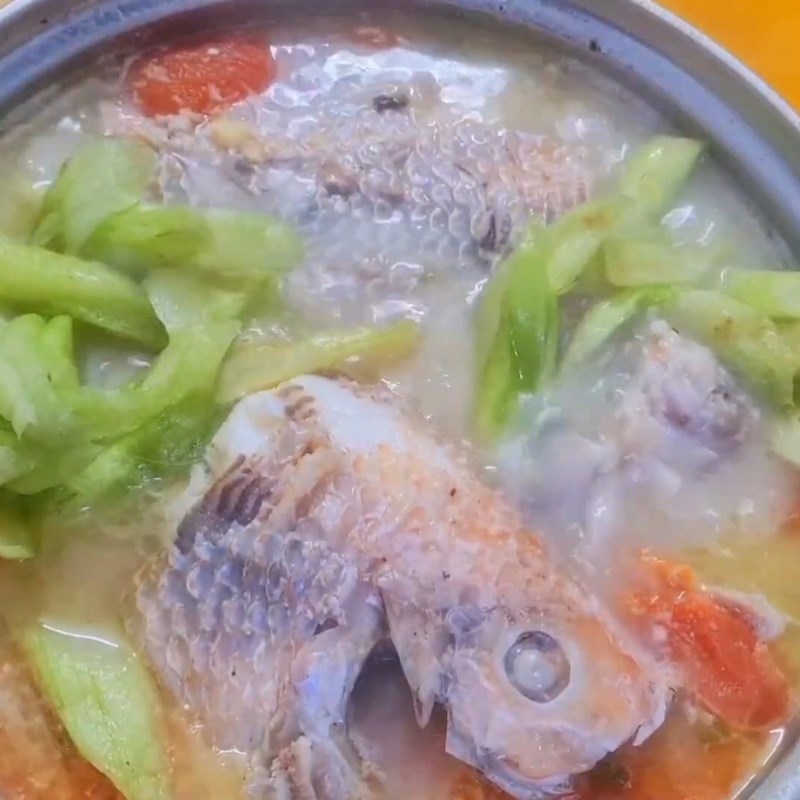 Bước 4 Nấu canh Cá nấu dọc mùng miền Bắc