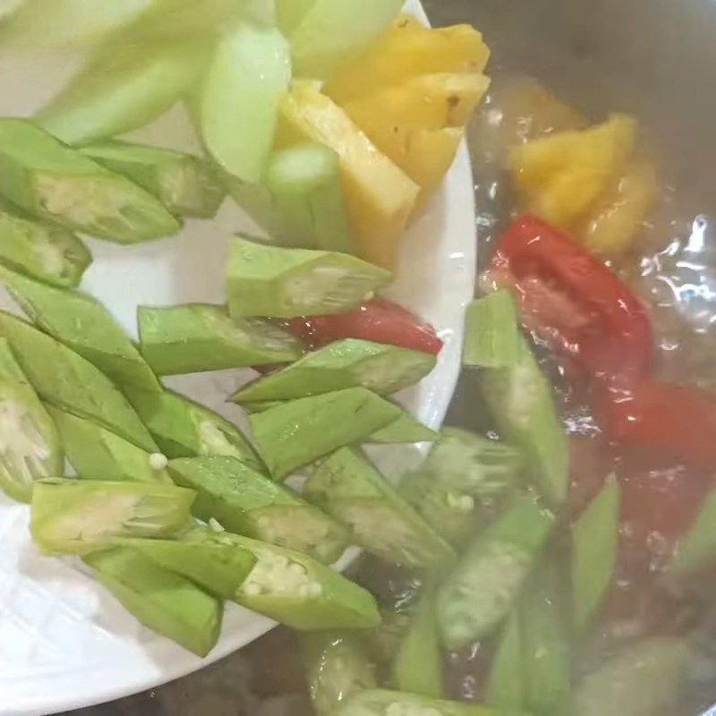 Bước 4 Nấu canh chua cá đối Cá đối nấu canh chua