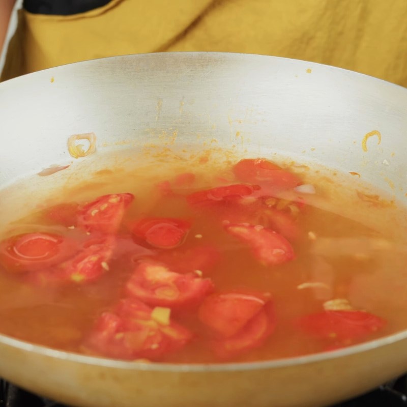 Bước 3 Nấu canh lá vông vang và mực Lá vông vang nấu canh chua