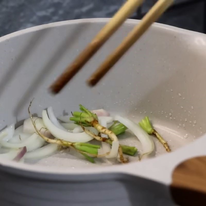 Bước 3 Nấu nước chấm bánh cuốn thơm lừng Bánh cuốn Hong Kong