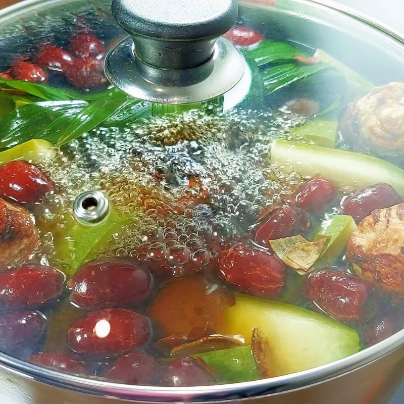 Bước 2 Nấu trà bí đao la hán quả Trà bí đao la hán quả