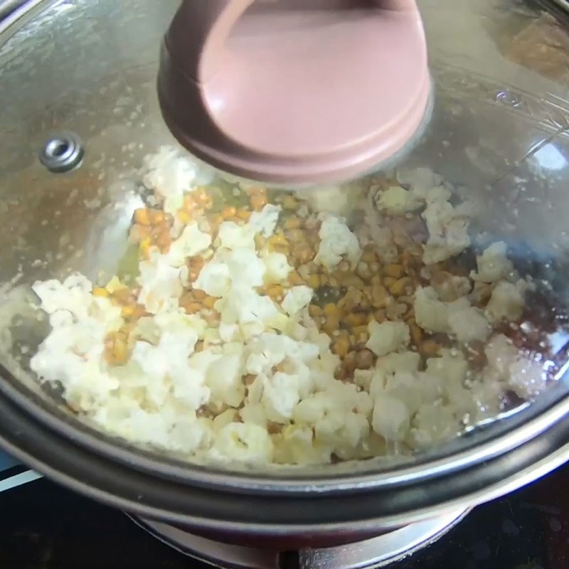 Bước 2 Nổ bắp rang bơ giòn xốp Bắp rang bơ phô mai