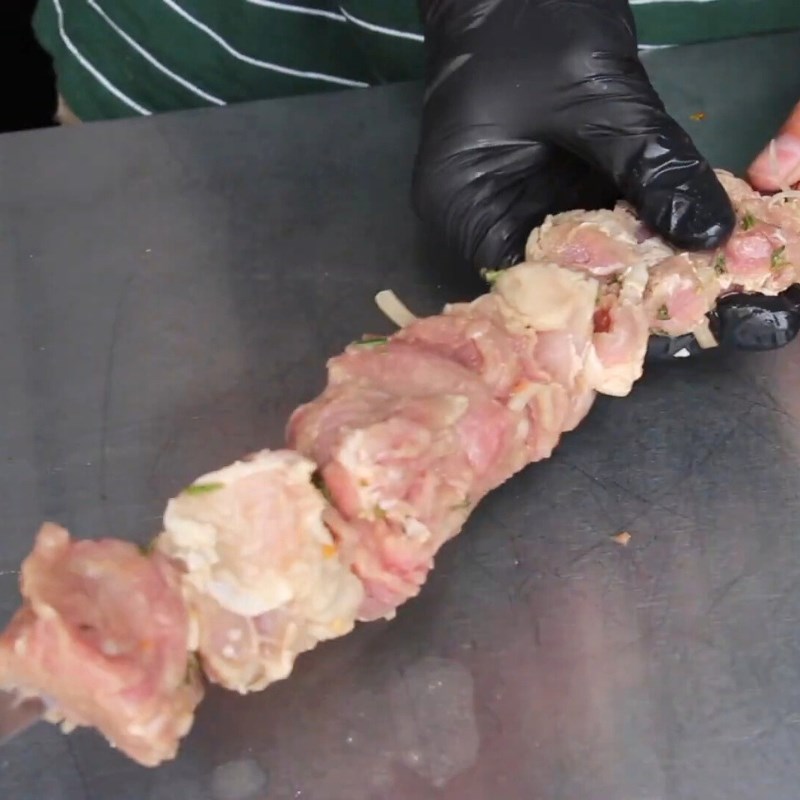 Bước 3 Nướng thịt xiên kiểu Nga Thịt nướng kiểu Nga