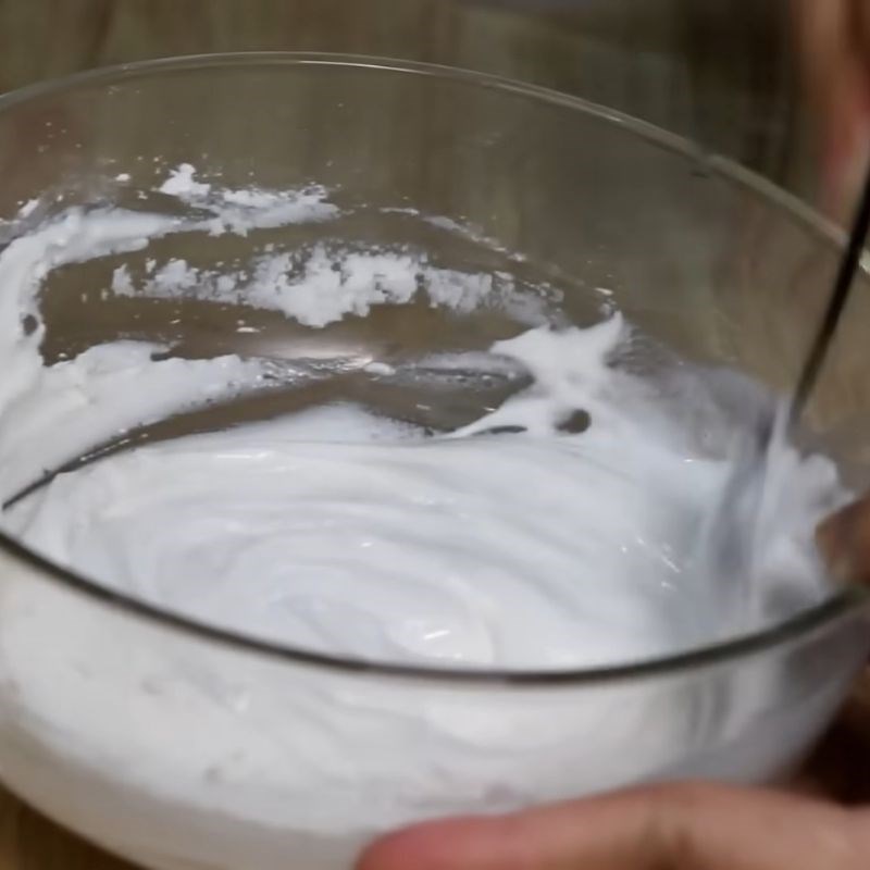 Bước 2 Pha bột bánh cuốn Hong Kong Bánh cuốn Hong Kong