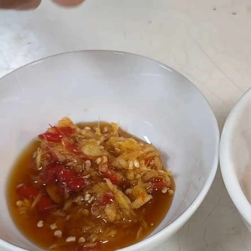 Bước 4 Pha chế nước chấm đặc biệt Gà nòi hầm sả
