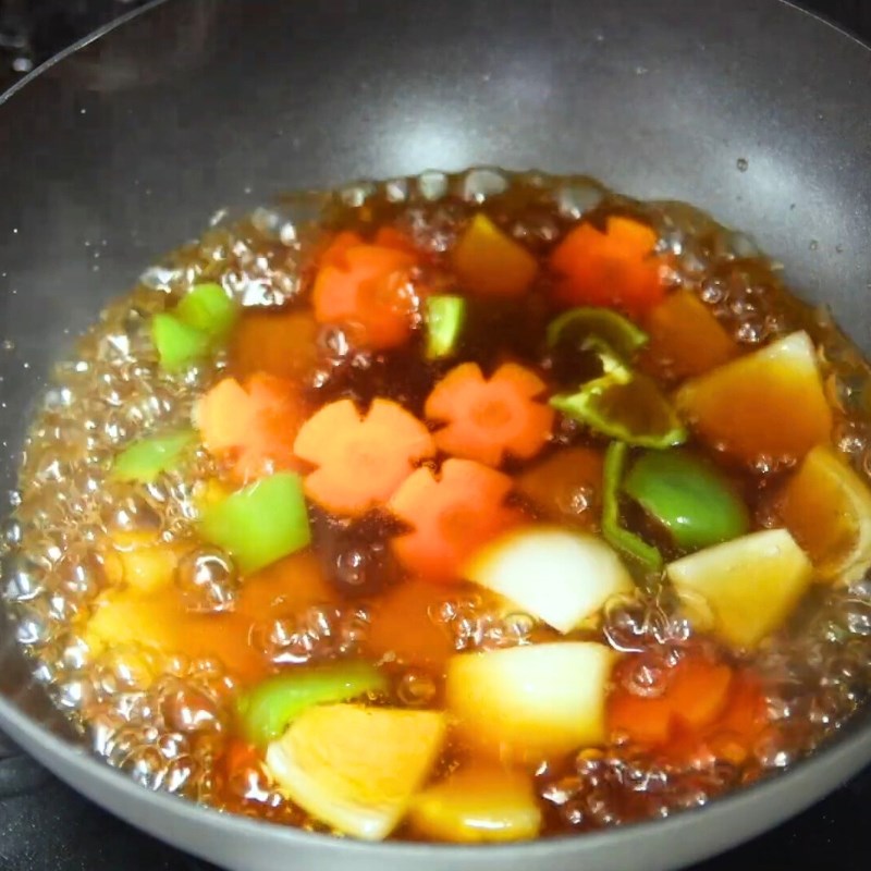 Bước 5 Pha và nấu sốt chua ngọt Hàn Quốc Thịt heo chiên giòn sốt chua ngọt Hàn Quốc