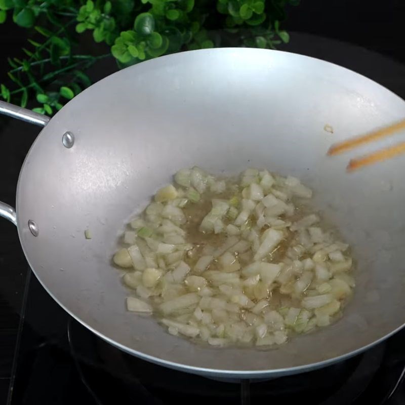 Bước 5 Phi thơm tỏi hành và xào đậu hũ Cà tím xào trứng