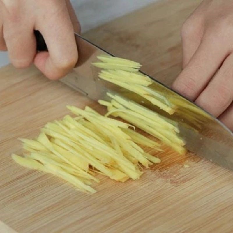 Bước 1 Sơ chế cá tầm và rau củ Cá tầm hấp xì dầu