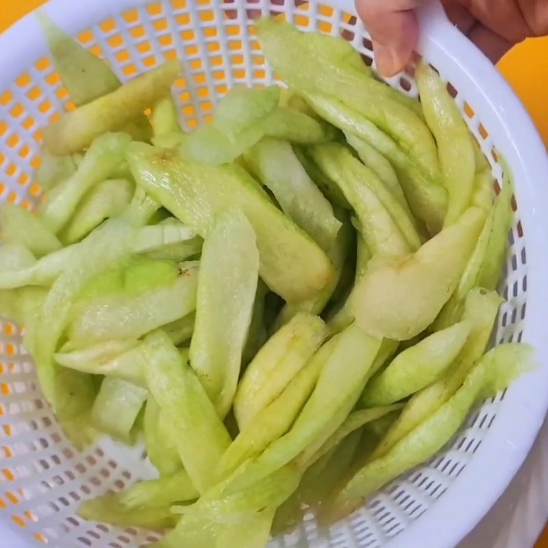 Bước 2 Sơ chế các nguyên liệu khác Cá nấu dọc mùng miền Bắc