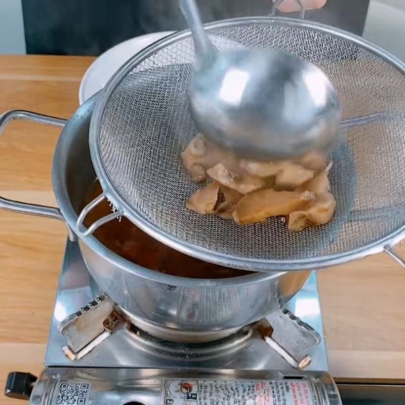 Bước 1 Sơ chế củ ấu tẩu và gạo Cháo ấu tẩu