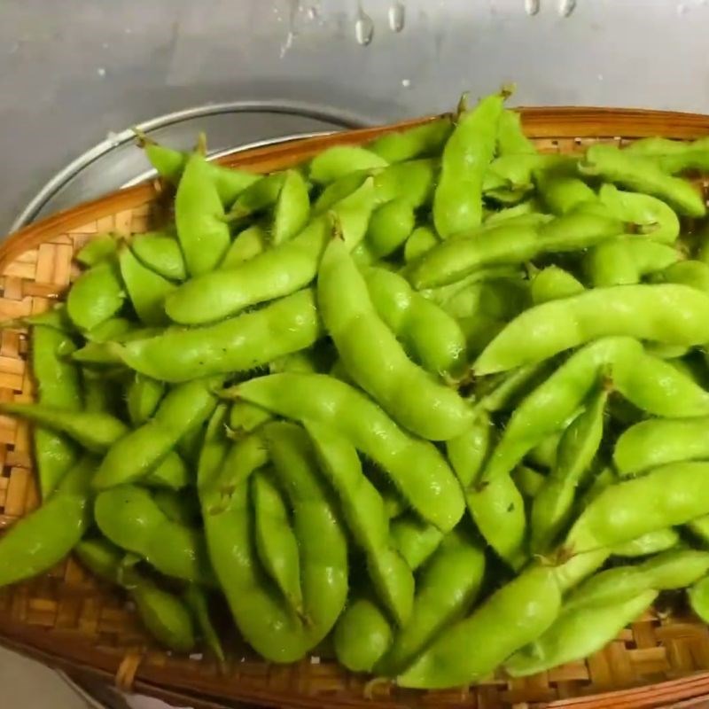 Bước 1 Sơ chế đậu nành lông Đậu nành luộc