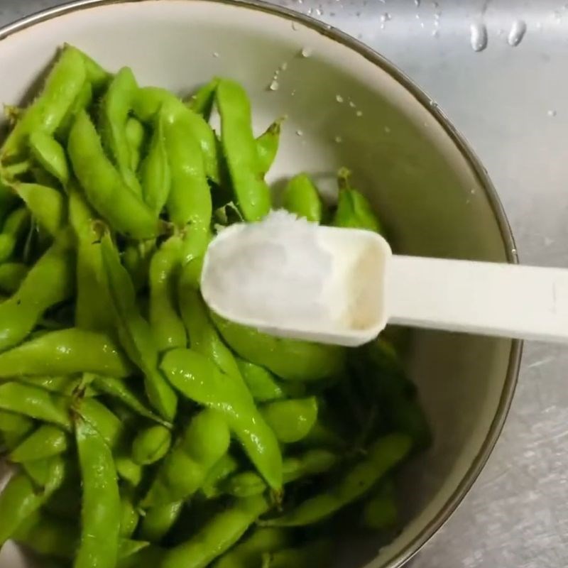 Bước 1 Sơ chế đậu nành lông Đậu nành luộc