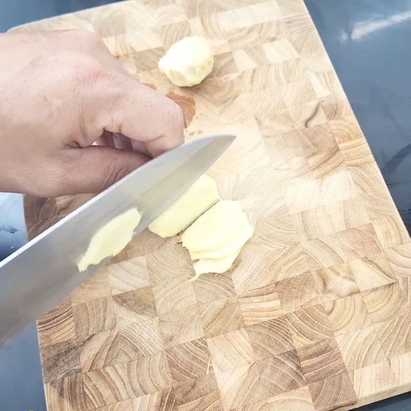 Bước 1 Sơ chế gừng tươi Nước mía gừng