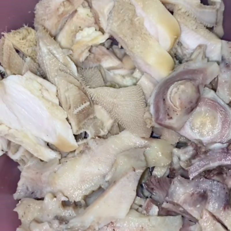 Bước 1 Sơ chế lòng bò và các nguyên liệu Lòng bò xào lá lốt