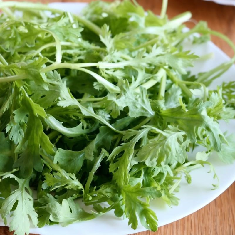 Bước 2 Sơ chế nấm và rau nhúng lẩu Lẩu nấm thập cẩm