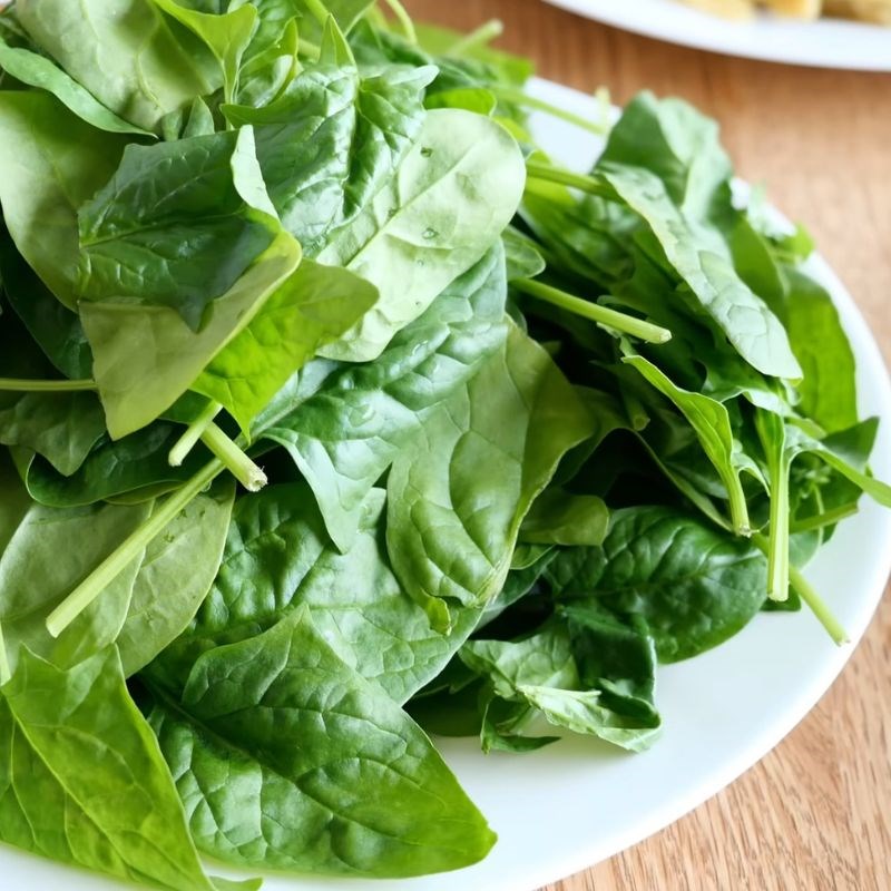 Bước 2 Sơ chế nấm và rau nhúng lẩu Lẩu nấm thập cẩm