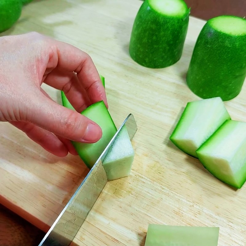 Bước 1 Sơ chế nguyên liệu Trà bí đao la hán quả