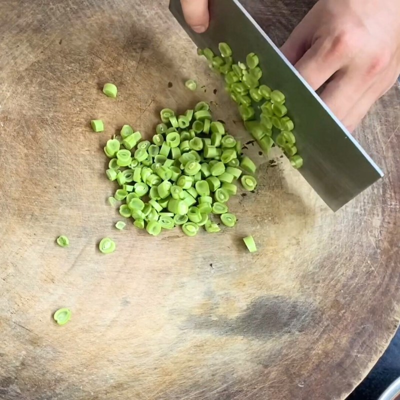 Bước 1 Sơ chế nguyên liệu Cơm rang giòn