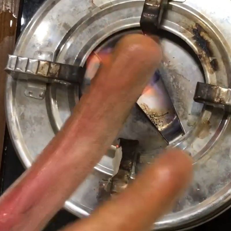 Bước 1 Sơ chế nhung hươu tươi và các nguyên liệu khác Nhung hươu ngâm rượu