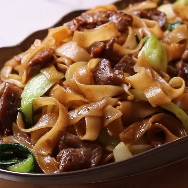 Bước 6 Thành phẩm Hủ tiếu xào bò