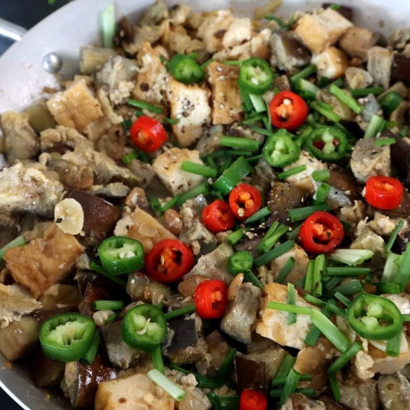 Bước 6 Thành phẩm Cà tím xào trứng