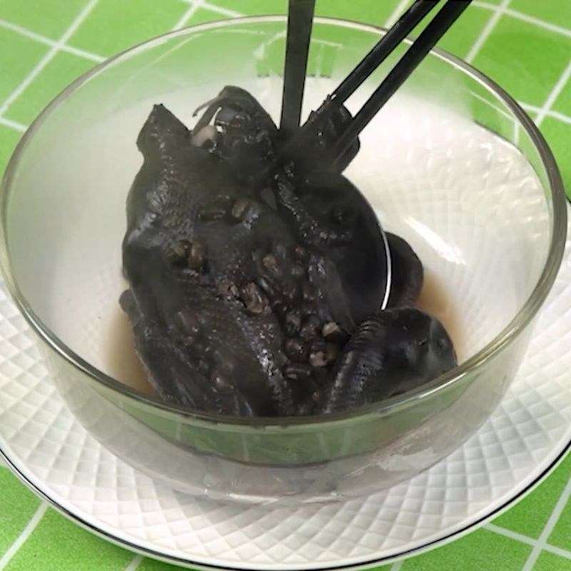 Bước 4 Thành phẩm Gà ác hầm đậu đen