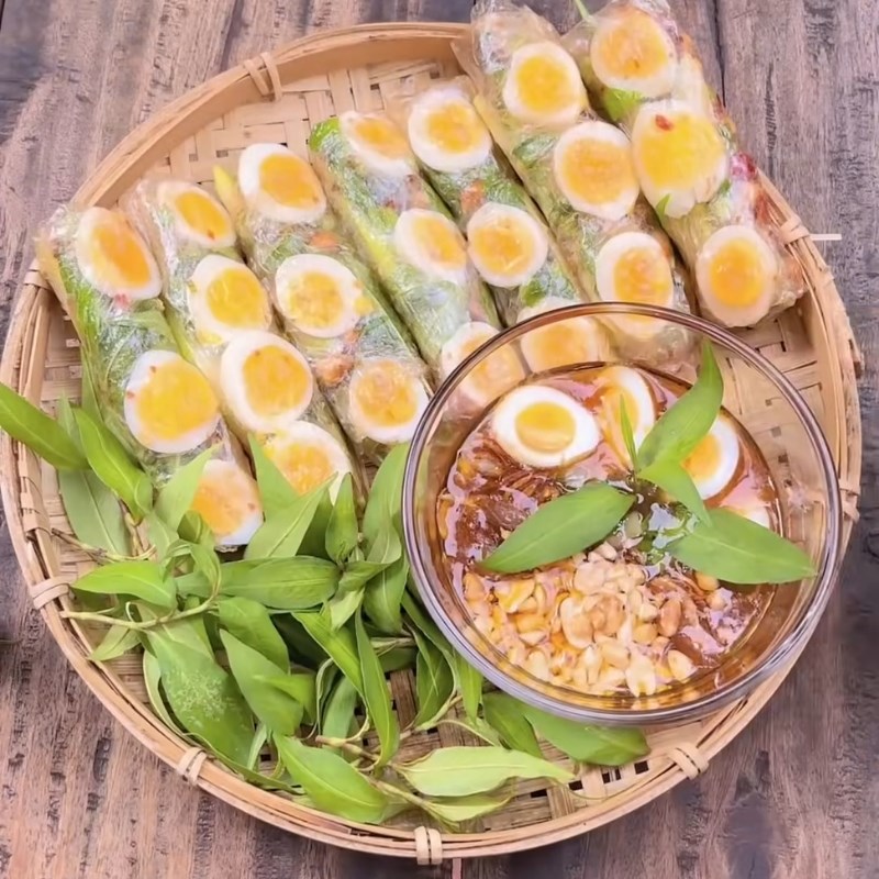 Bước 5 Thành phẩm Bánh tráng cuốn trứng lòng đào