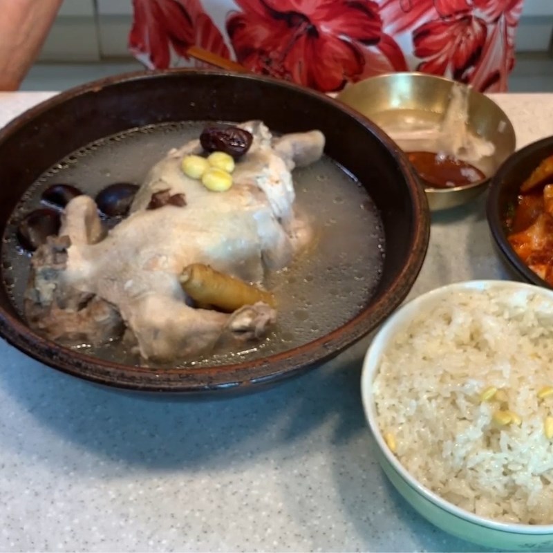 Bước 5 Thành phẩm Gà hầm sâm Hàn Quốc