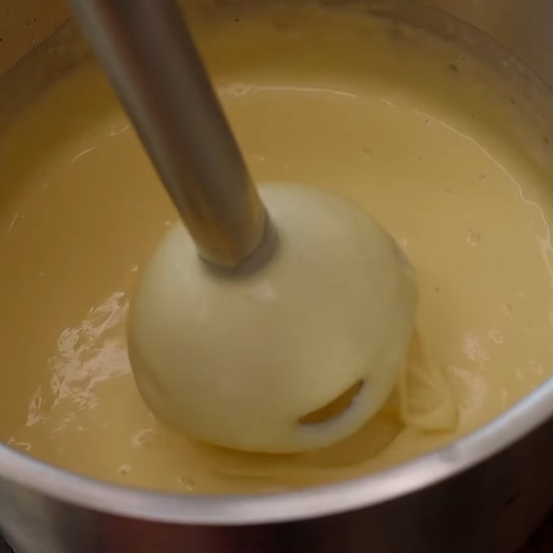 Bước 3 Trộn và xay nhuyễn hỗn hợp Chè xanh đánh