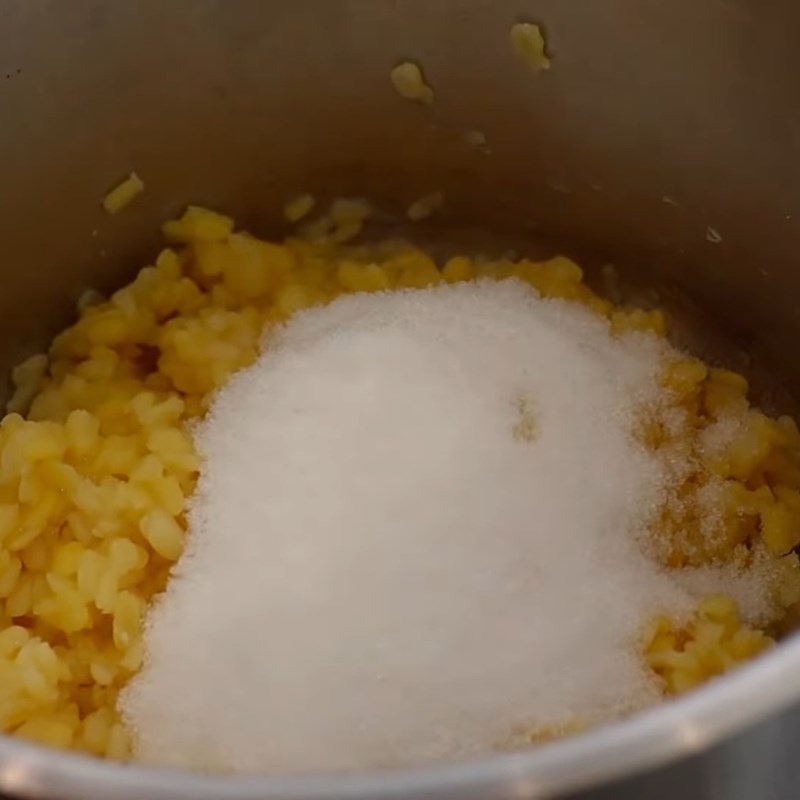 Bước 3 Trộn và xay nhuyễn hỗn hợp Chè xanh đánh