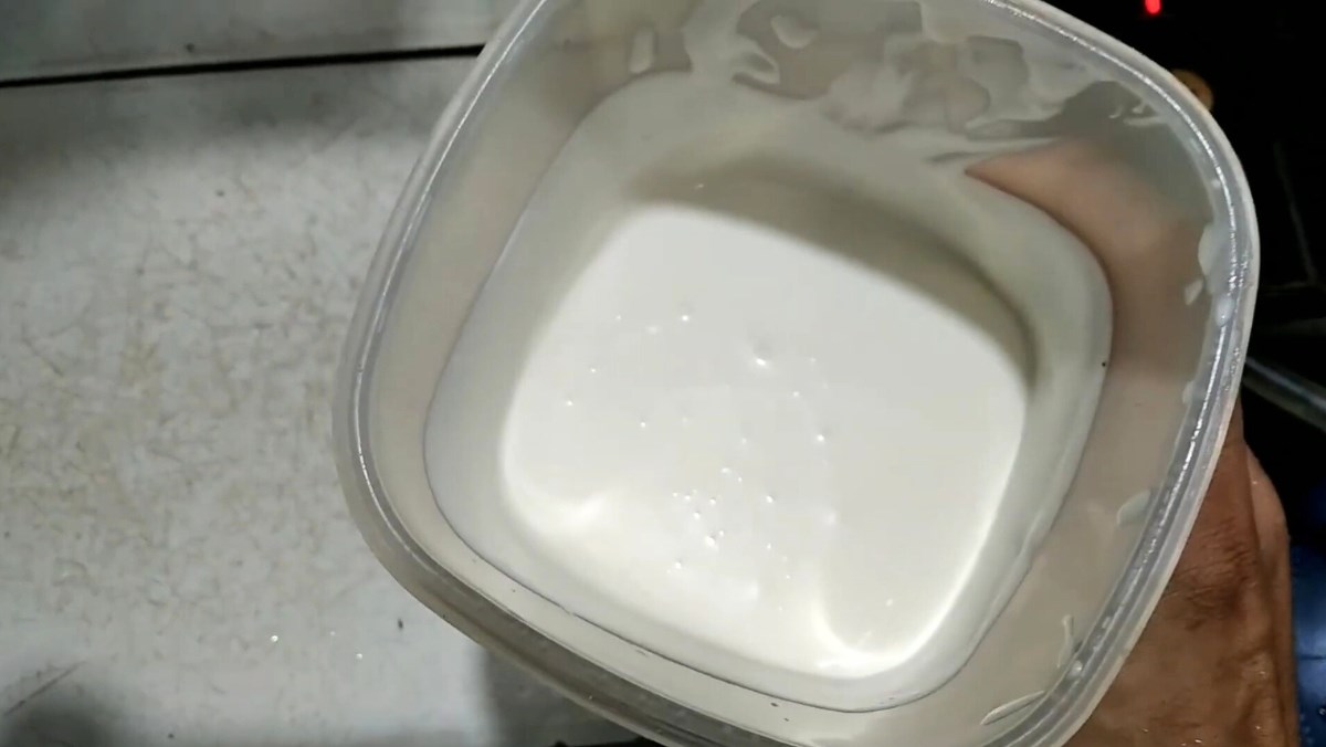 Kem cheese mặn từ kem pha chế