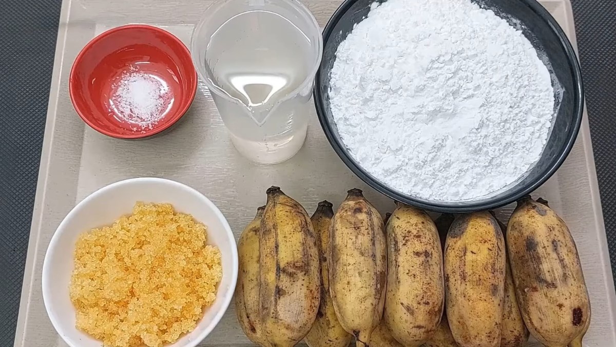 Nguyên liệu món ăn cách làm bánh chuối hấp bằng bột năng