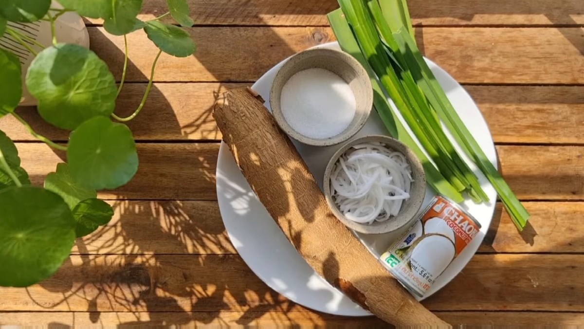 Nguyên liệu món ăn cách làm sắn hấp cốt dừa lá nếp