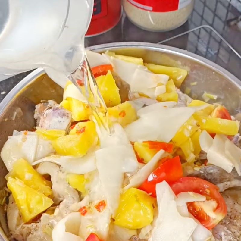 Bước 4 Nấu canh chua cá leo đậm đà Cá leo nấu canh chua