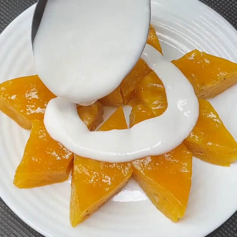 Bước 6 Cắt bánh và thưởng thức Bánh chuối hấp bằng bột năng