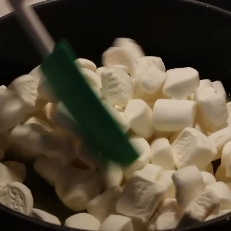 Bước 4 Chế biến hỗn hợp marshmallow và trứng muối Bánh bông tuyết