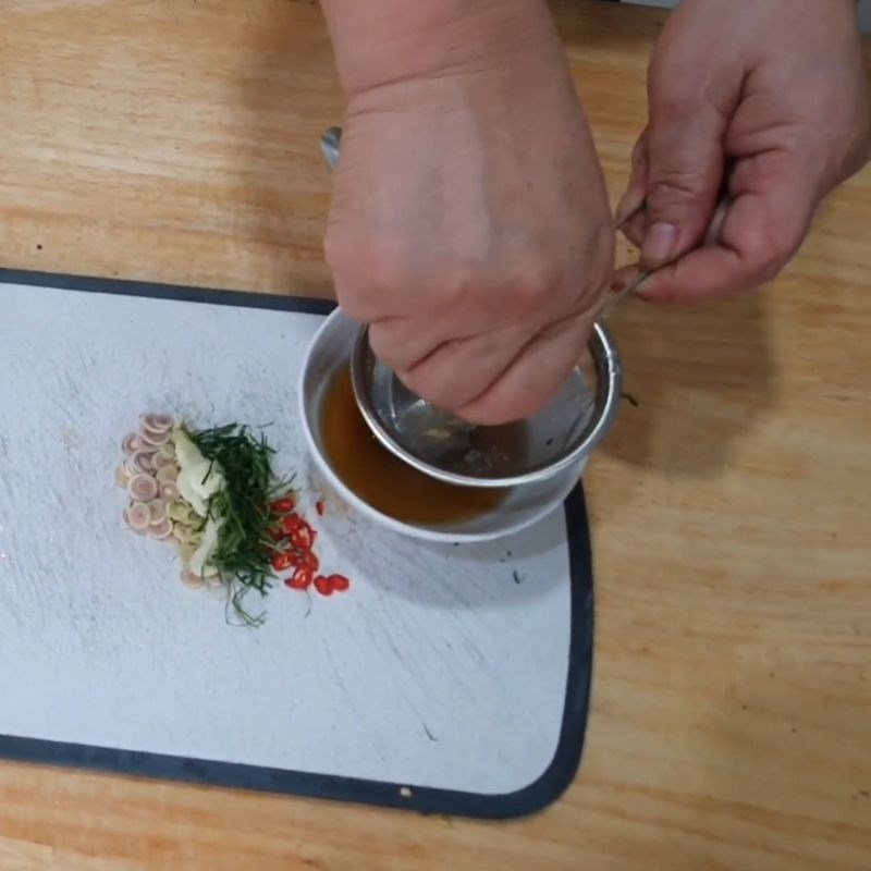 Bước 2 Chuẩn bị nguyên liệu luộc ốc và pha nước chấm Ốc vặn luộc