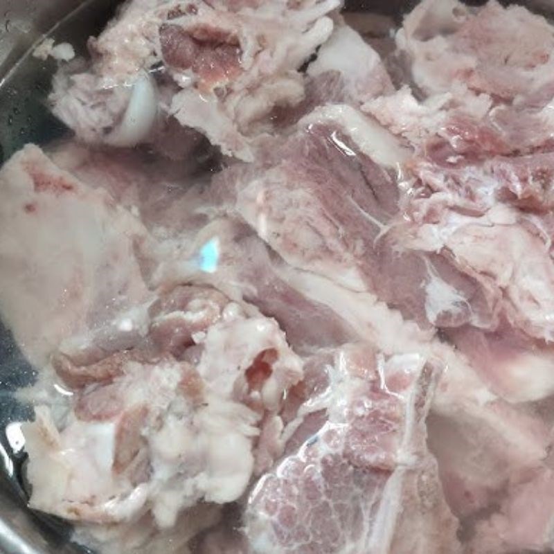 Bước 1 Chuẩn bị nước dùng lẩu xương Cá chép nấu lẩu thái