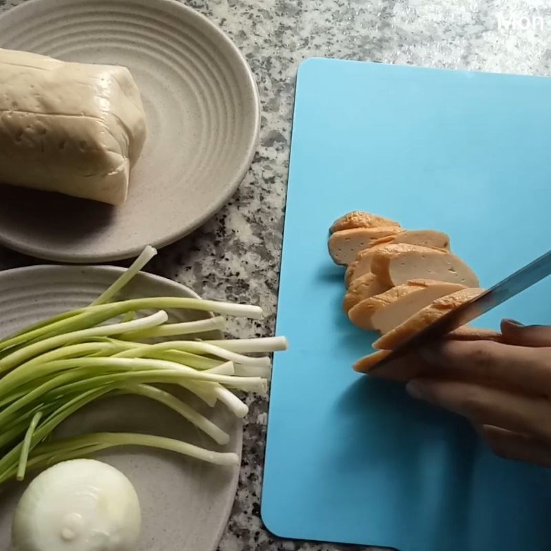 Bước 3 Chuẩn bị rau sống và topping ăn kèm bún bò Nấu bún bò bằng gói gia vị