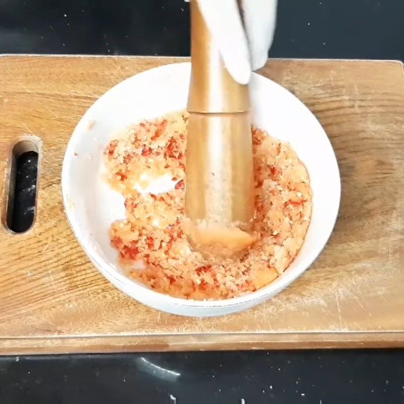 Bước 2 Chuẩn bị tỏi ớt và pha gia vị cơ bản Sốt chấm gà luộc cơ bản