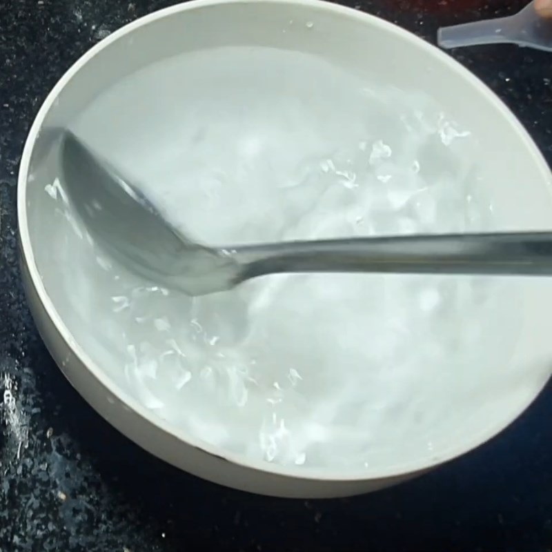 Bước 3 Đánh đông tiết lợn mịn màng Tiết lợn luộc