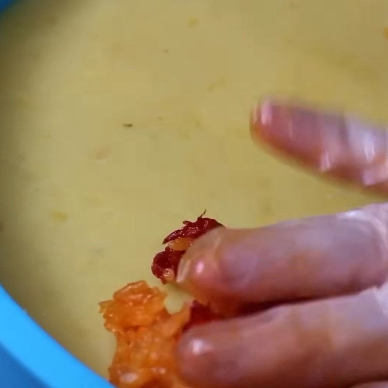 Bước 6 Đóng khuôn xôi gấc đậu xanh Xôi gấc nước cốt dừa