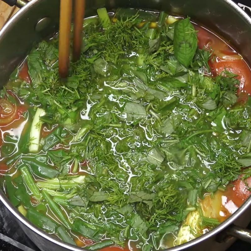 Bước 5 Hoàn thành canh cá chép nấu mẻ Cá chép nấu mẻ