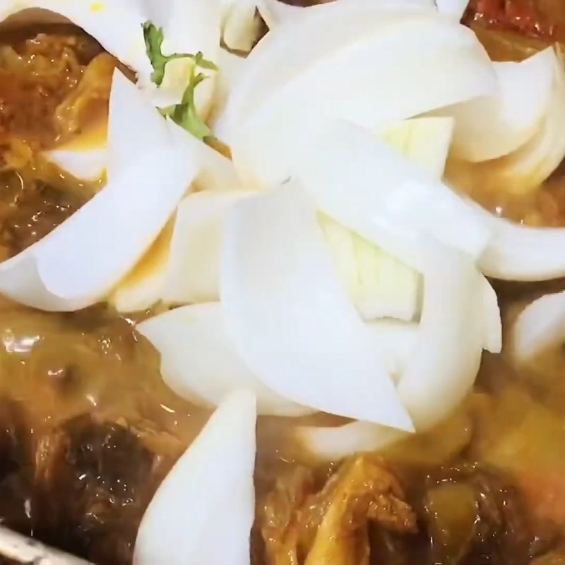 Bước 4 Hoàn thành món bò om dưa chua Thịt bò om dưa
