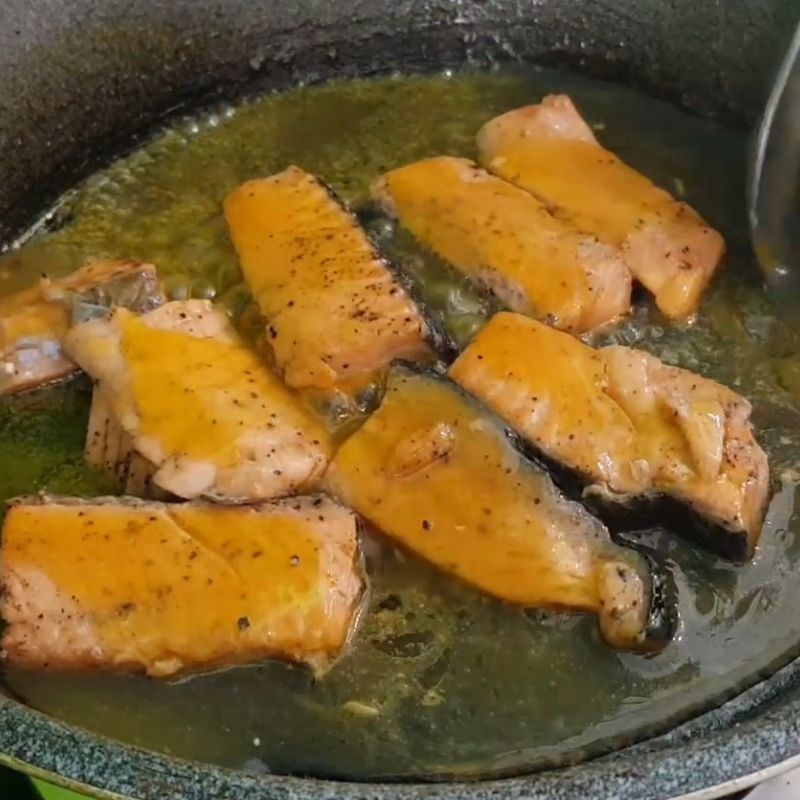 Bước 4 Hoàn thành món cá hồi sốt cam Cá hồi sốt cam cho bé