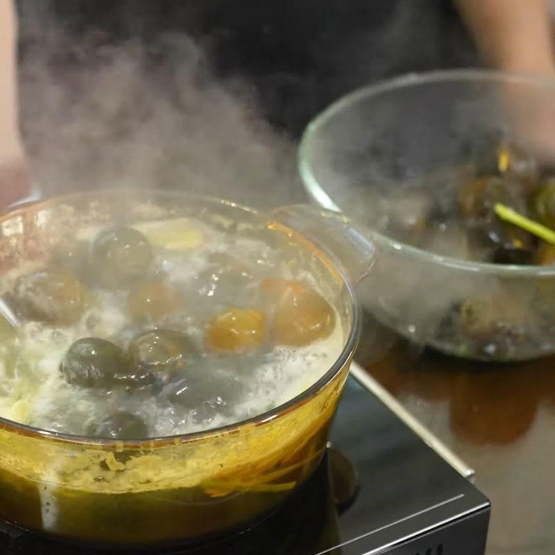 Bước 3 Khều thịt ốc Ốc nhồi xào sả ớt