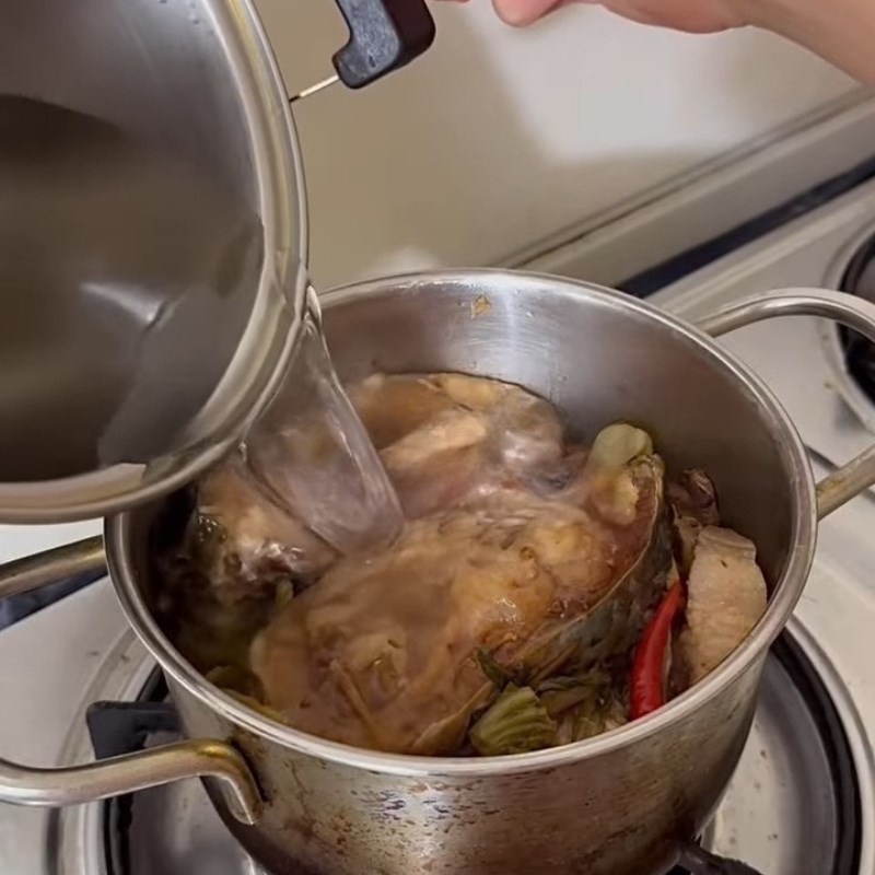 Bước 3 Kho cá lần 1 Cá chép kho dưa