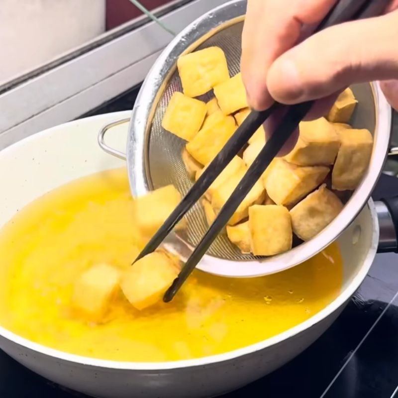 Bước 4 Làm đậu rán giòn lần 2 Đậu rán giòn