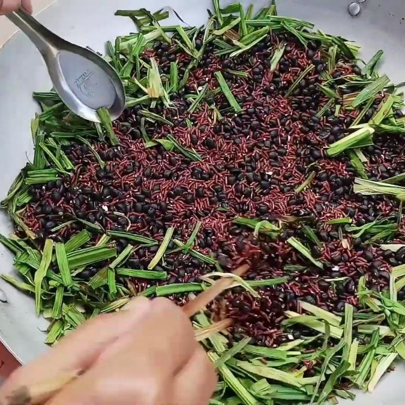 Bước 4 Làm nguội và bảo quản thành phẩm Trà đậu đen xanh lòng